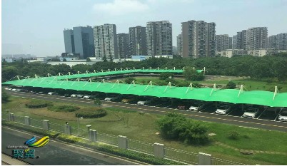 綠色膜結構車棚，膜結構車棚多色，環(huán)繞型大型車棚