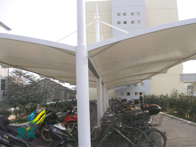 膜結構車棚優(yōu)點講解|膜結構車棚新型建筑風格